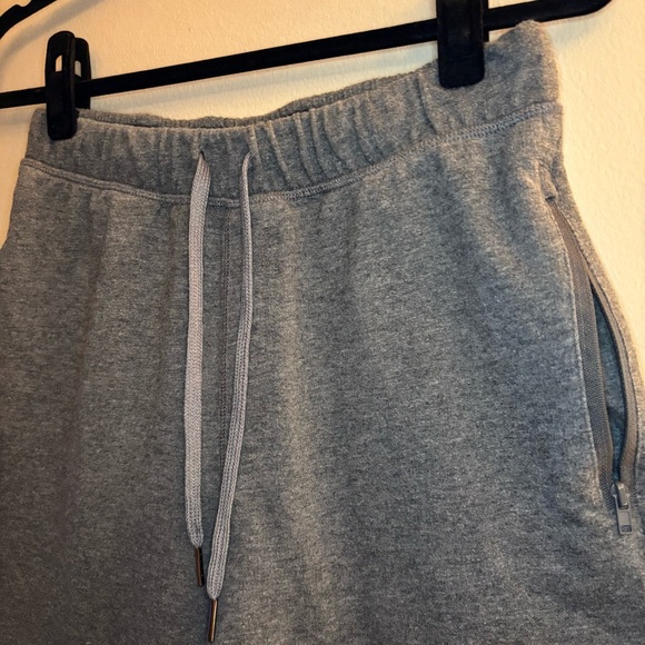 Eddie Bauer Men’s Grey Sleep Shorts with Pockets Size S - Picture 3 of 8